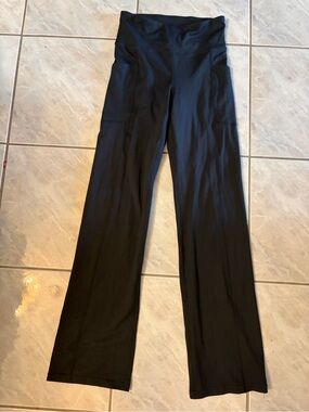 Women’s Medium Bally’s Fitness Black Yoga Pants with Pockets